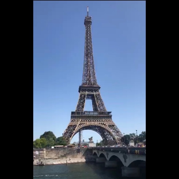 Meet your Posher, Dana - Picture 1 of 1